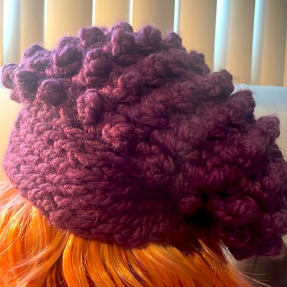 BNWOT deep-purple colored knit cap from Etsy shop Swak Shop. Can be multi-styled - Picture 3 of 9